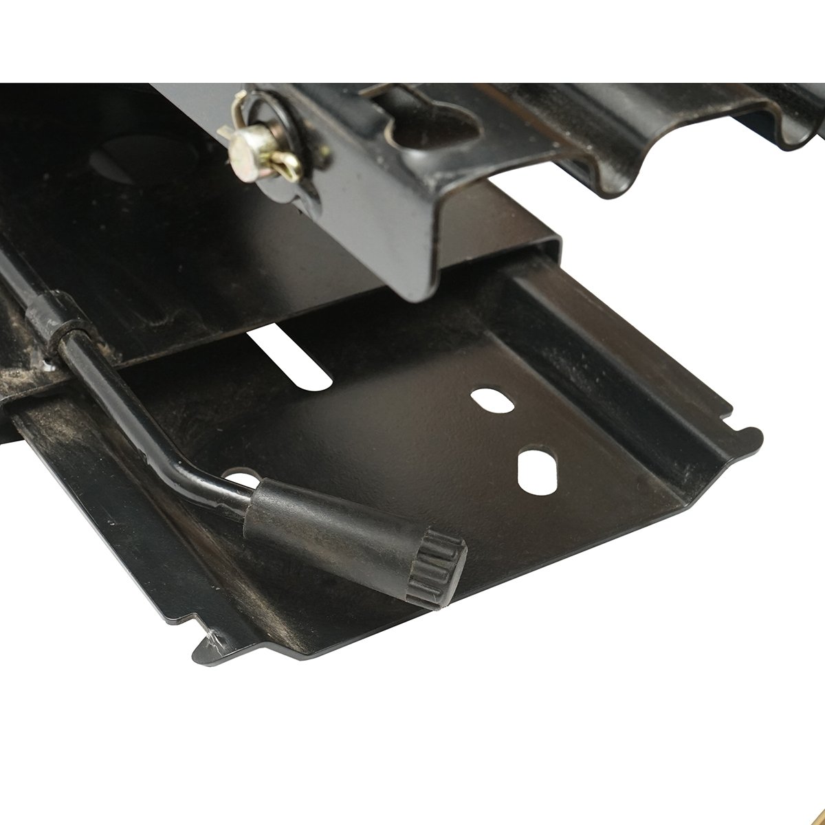 Scaun negru pentru tractor U-445, U-650 cu reglaj triplu si amortizor
